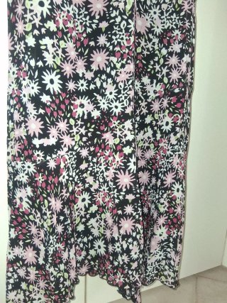 Vestitino floreale nero e rosa