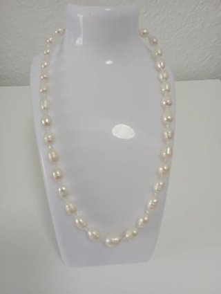 Collar de perlas naturales hecho a mano