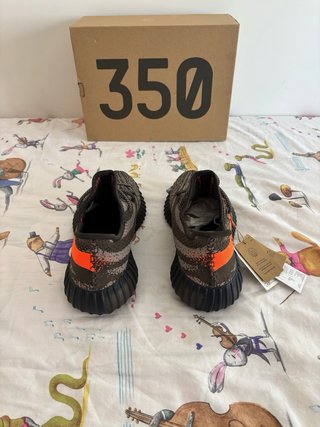 Adidas Yeezy 350 V2 Carbon Beluga 40