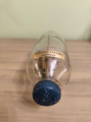 Barco en Botella de cristal Artesanía Naval