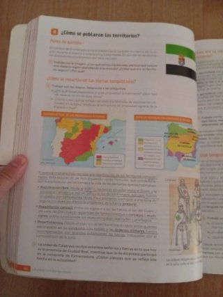 Geografía e Historia, 4 Secundaria, Comunidad d...