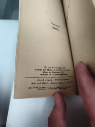 Libro En Asia se muere bajo las estrellas