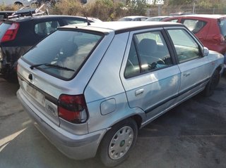 839128 faro derecho 4615000 skoda felicia i 1.3