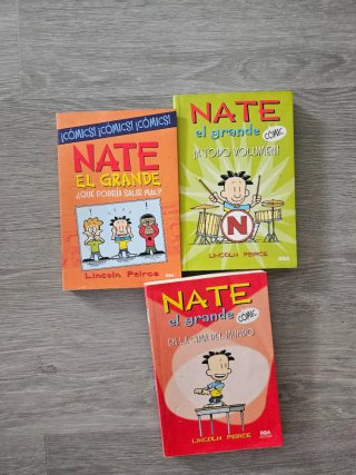 Nata el grande, tres libros,.novelas gráficas