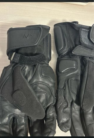 Guantes de motorista negros