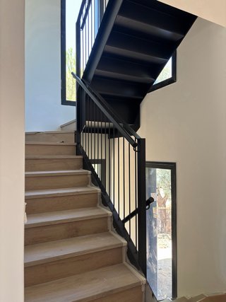 Escaleras de hierro moderna
