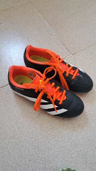 Botas de fútbol infantiles Adidas Predator