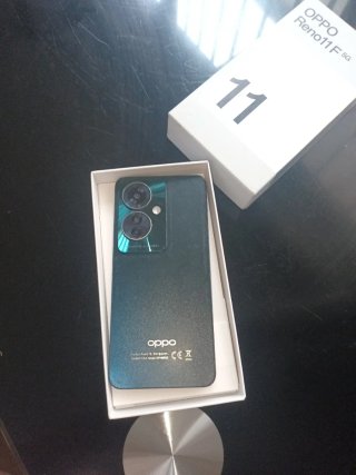 OPPO Reno11F 5G Caja