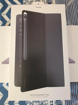 Samsung Galaxy Tab S10 FE+ 5G + Cover