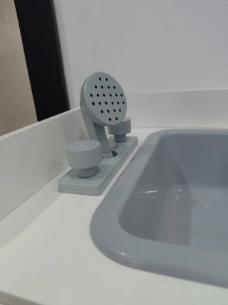 Bañera de muñecas blanca