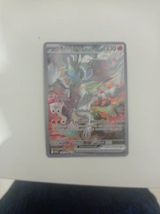 Carta Pokémon Mew VMAX 114/269