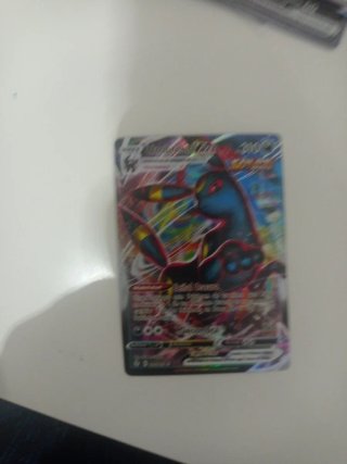 Carta Pokémon Mew VMAX 114/269