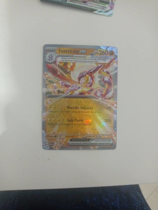 Carta Pokémon Mew VMAX 114/269