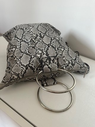 Borsa pitone con anello e tracolla