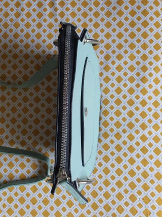 Bolso azul celeste Primark