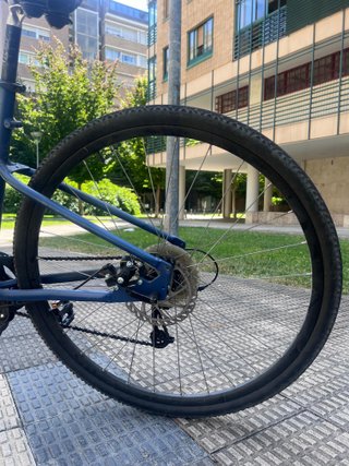 Bicicleta Decathlon Riverside de trekking 28 pulga