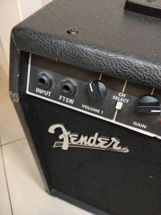 Amplificador Fender Champion 50 XL