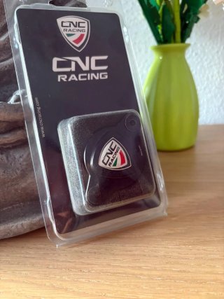 Tapa inspección CNC Racing Ducati