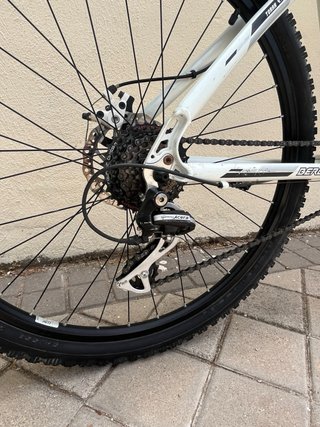 Bicicleta Berg Torah 4.0 (26”)