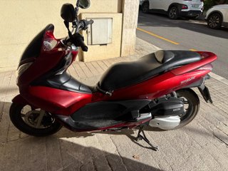 Honda PCX 125 Roja