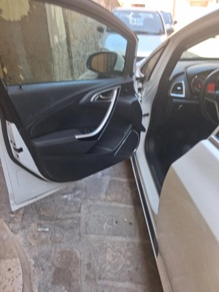 Opel Astra 2012