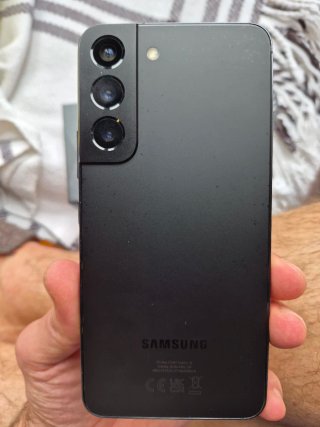Samsung Galaxy S22 + Accessori