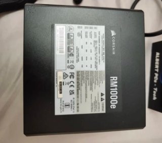 Fonte di alimentazione Corsair RM1000e 1000W 80 Plus Gold Modulare