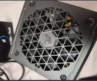 Fonte di alimentazione Corsair RM1000e 1000W 80 Plus Gold Modulare