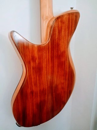 Bajo Eléctrico Luthier Maple Flame,escucho ofertas