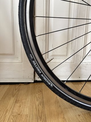 Bici Triban RC120 Talla S + Pedales y Luces