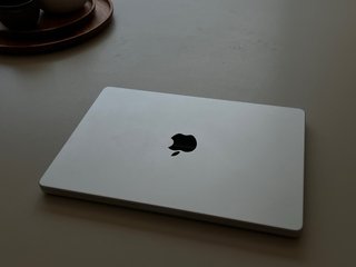 MacBook Pro 14'' M1 Argento