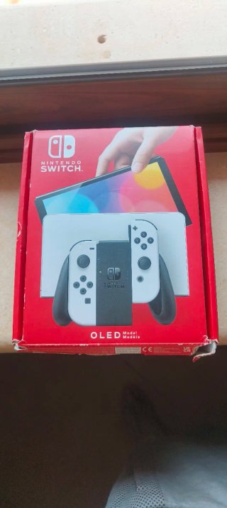 Nintendo Switch Completa con Accessori e Scatola