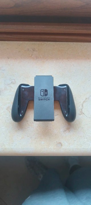 Nintendo Switch Completa con Accessori e Scatola