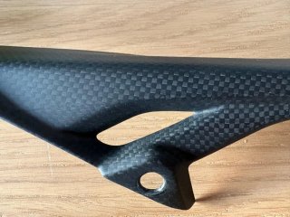 Protector Cadena Carbono Ducati Monster 937/SP