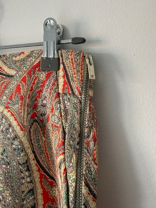 Bermudas Zara Estampadas Coral y Beige