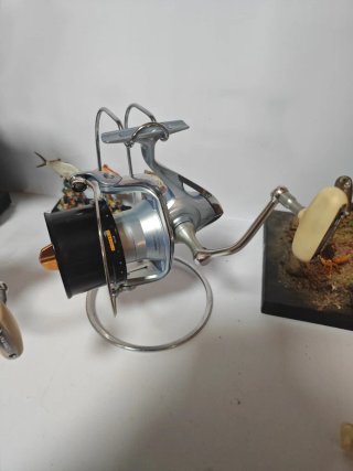 Carrete SHIMANO KISU MG