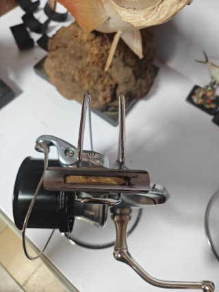 Carrete SHIMANO KISU MG