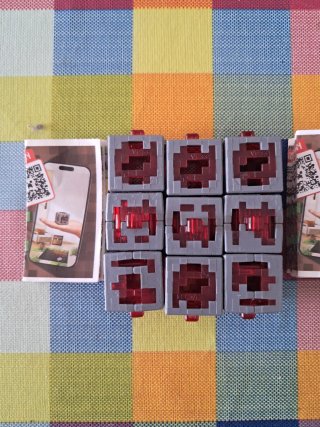 Cubo Redstone Minecraft Kinder Joy.