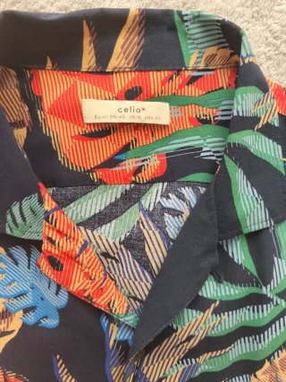 Camisa Hawaiana Celio Talla M Estampado Tropical