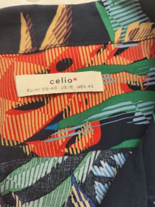 Camisa Hawaiana Celio Talla M Estampado Tropical