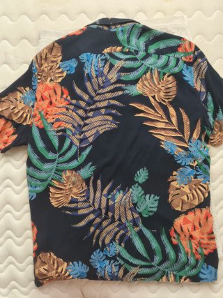 Camisa Hawaiana Celio Talla M Estampado Tropical