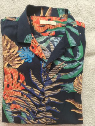 Camisa Hawaiana Celio Talla M Estampado Tropical