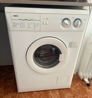 Lavadora Zanussi FLS 572