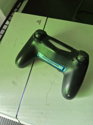 PS4 (PlayStation 4) Blanca con 2 mandos + Avengers
