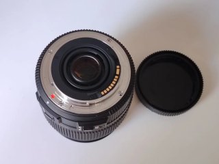 Sigma 18-200mm f/3.5-6.3 dc OS HSM