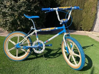 Bicicleta BH California SKY BMX