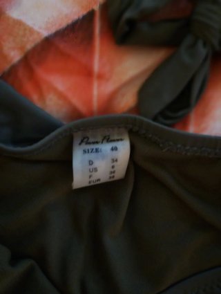 Bikini nero e verde militare