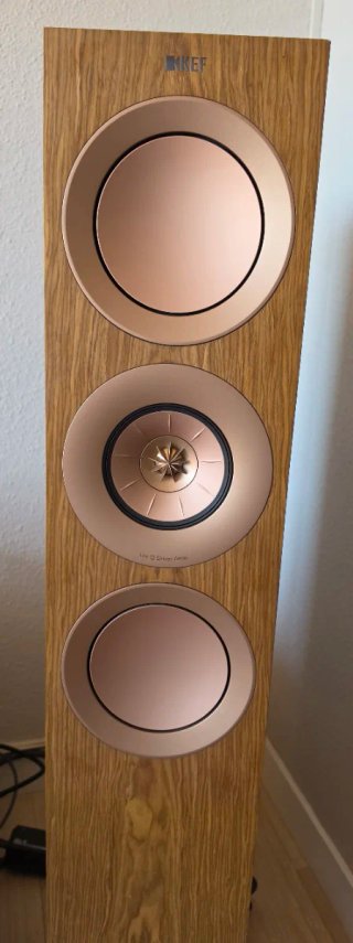 Altavoces KEF R7 (versión anterior a Meta)