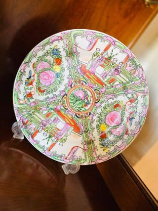 Vaso e piatti decorativi giapponesi