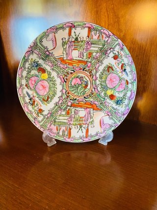 Vaso e piatti decorativi giapponesi